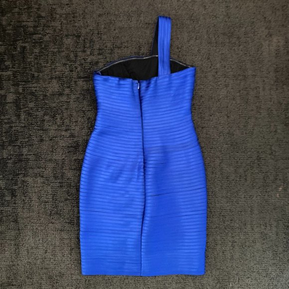 BCBG MAXAZRIA Blue Sapphire One Shoulder Bandage Mini Dress Size 8 - Picture 5 of 8